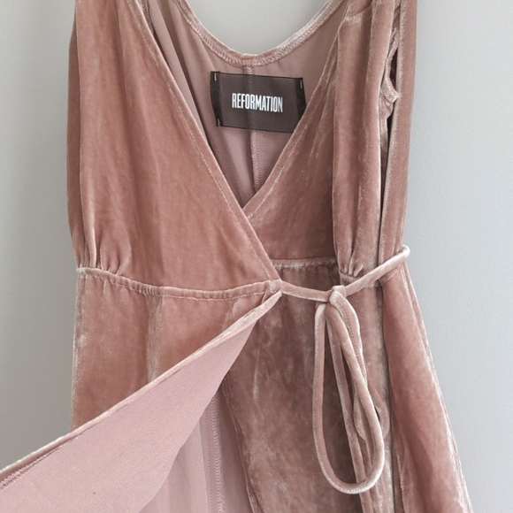 REFORMATION | Anoush Wrap Dress Silk Blend Velvet, Blush, Women's Size XS - Picture 8 of 15